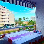 Borinquen Sky * Πλάγια ντε λας Αμέρικας